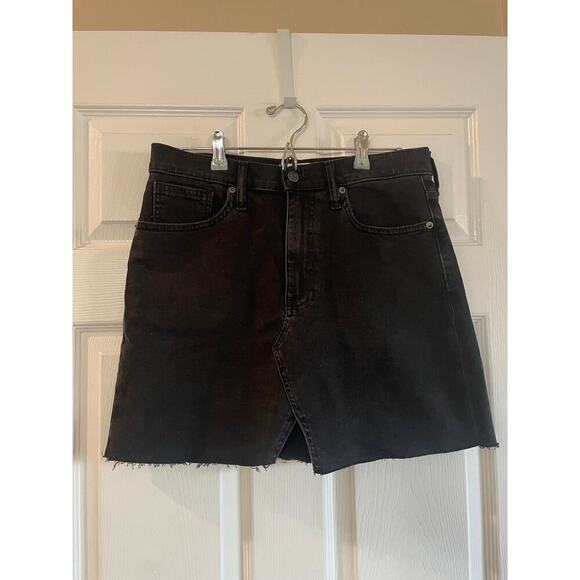 Madewell Rigid Denim A-Line Mini Skirt in Lunar Wash: Cutout Edition size 29 - Picture 2 of 13